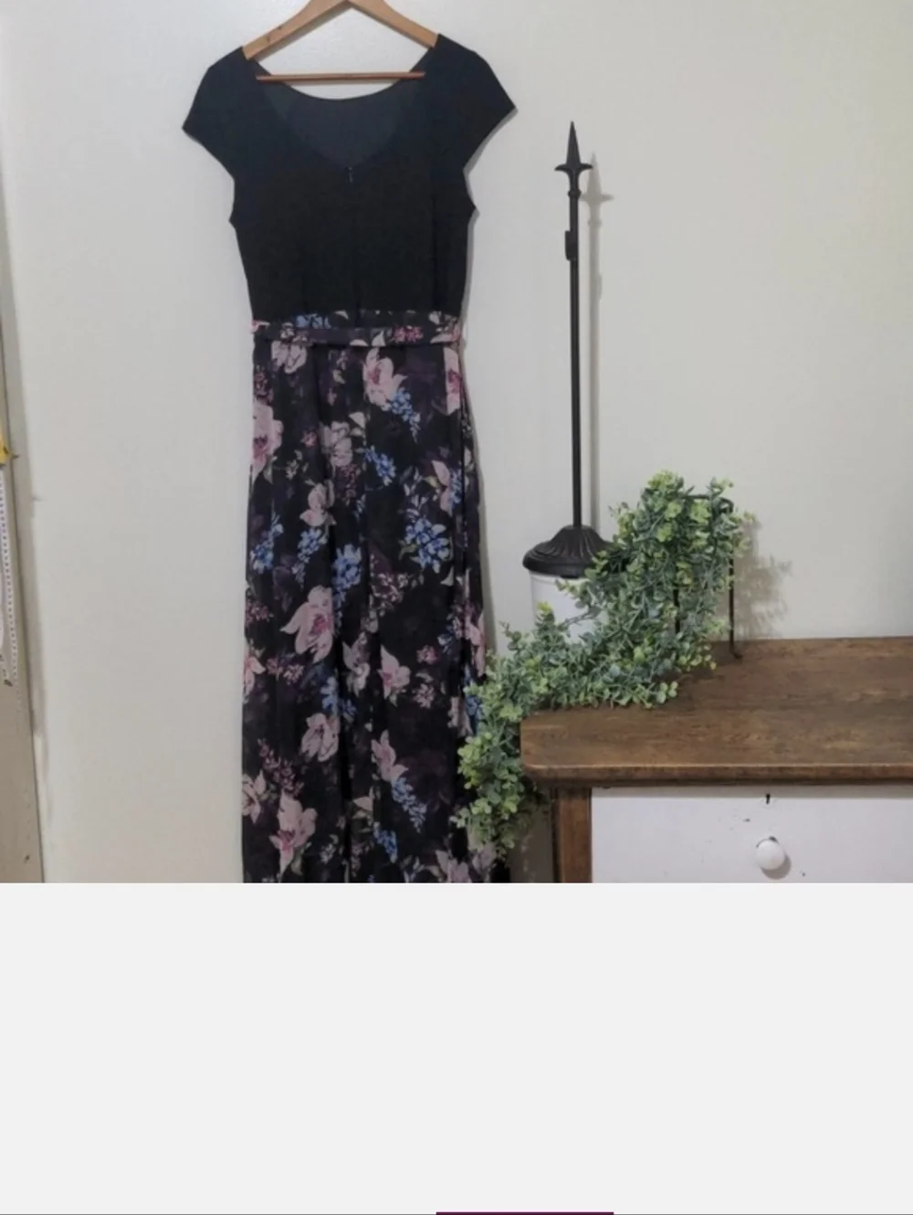 Mixed Media floral chiffon maxi dress - Picture 3 of 4